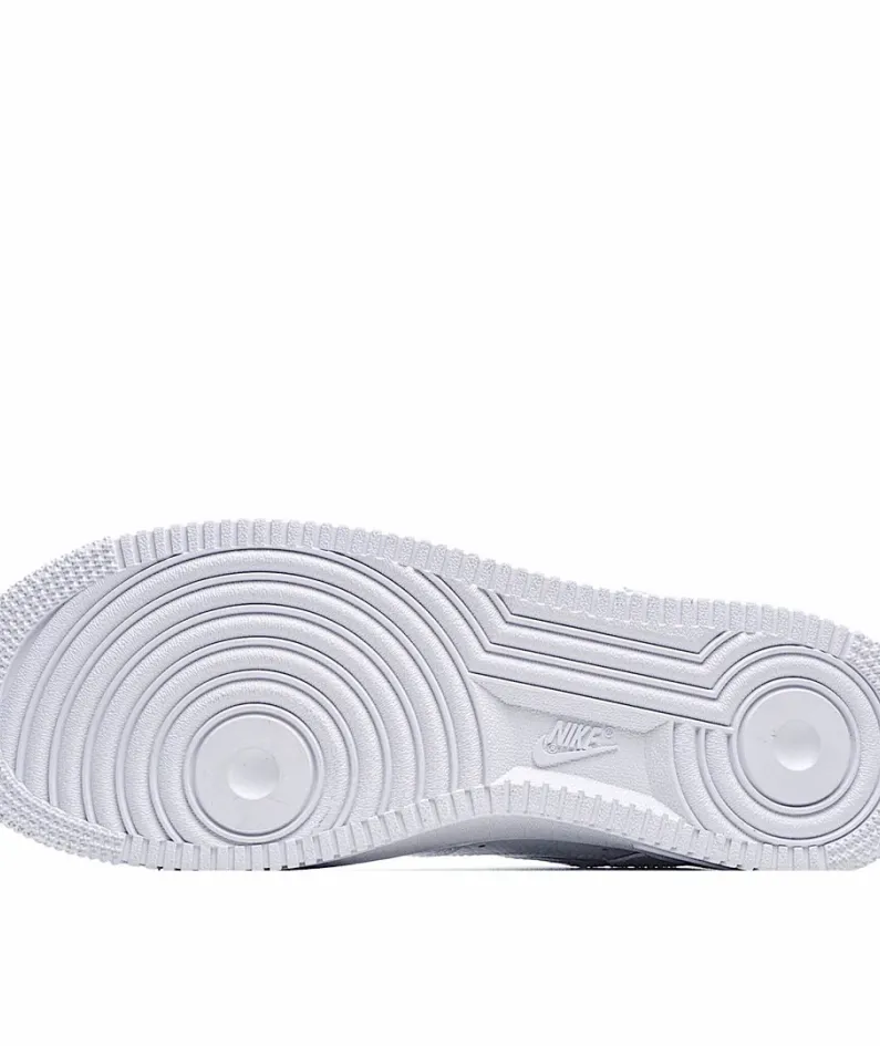 Nike AIR FORCE 1 IN-CUT REFLECTIVE SWOOSHES ON THE 3M 