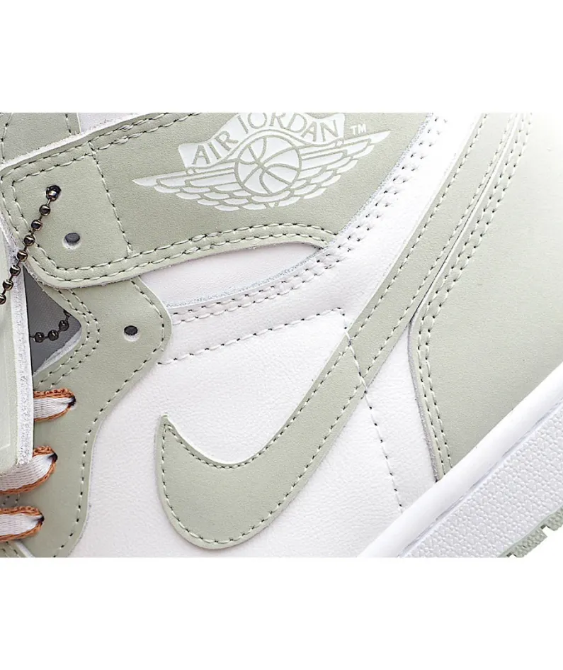 Wmns Air Jordan 1 Retro High OG 'Seafoam'