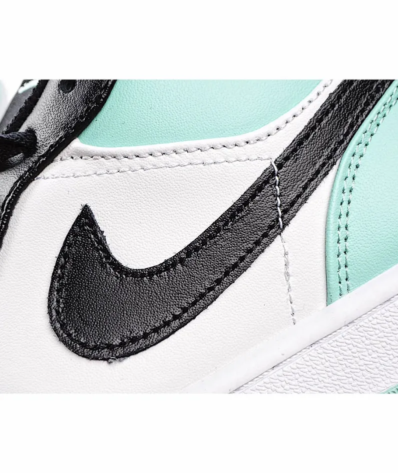 Air Jordan 1 Retro Low 'Emerald'