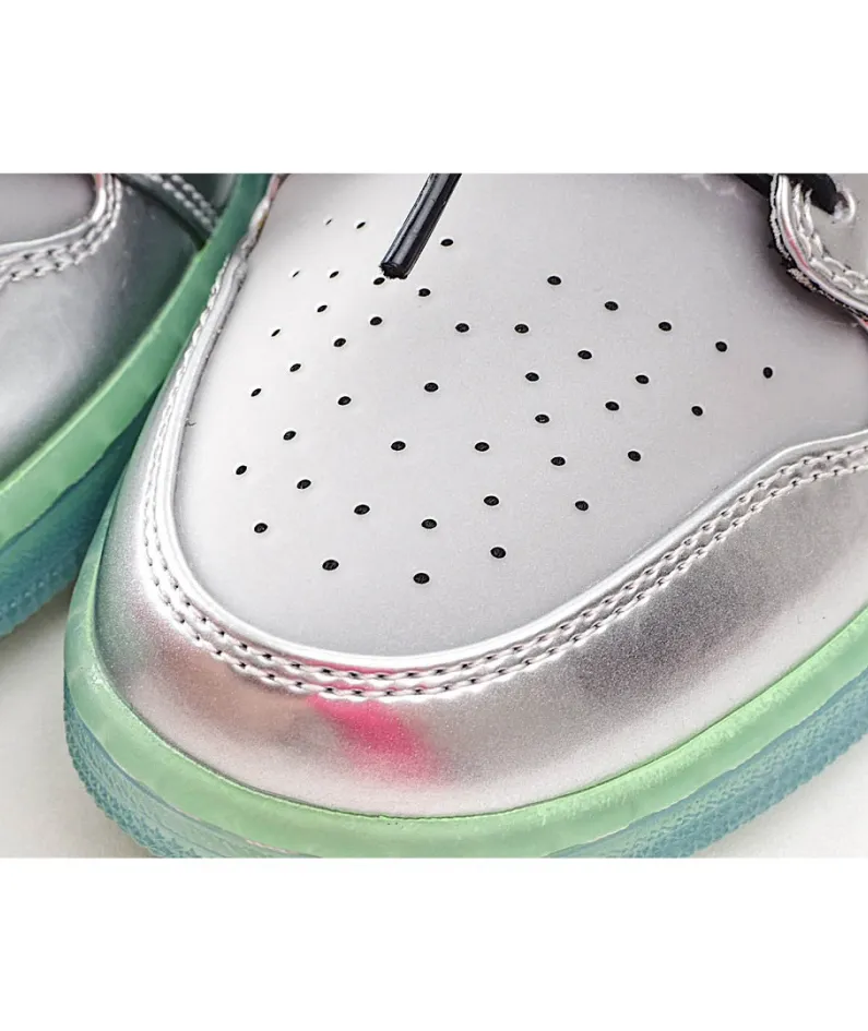 Wmns Air Jordan 1 Low SE 'Metallic Silver Gradient'