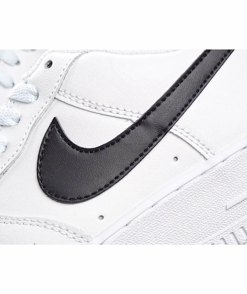 Nike Air Force1 07 Sneakers