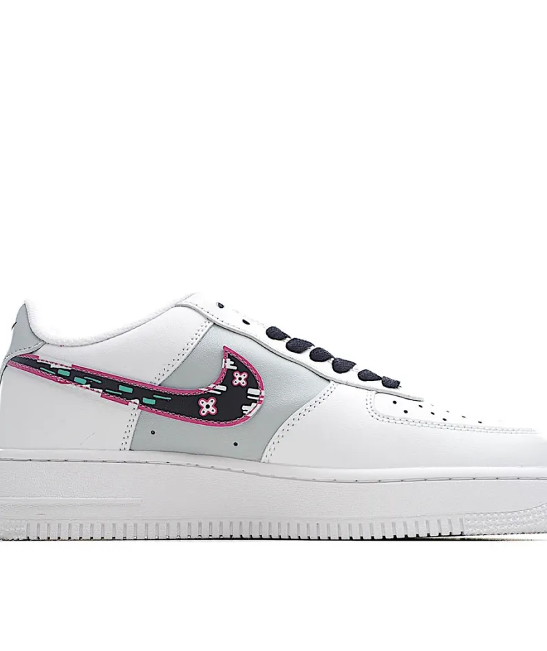Nike Air Force 1 Low'07 Low Top Sneakers