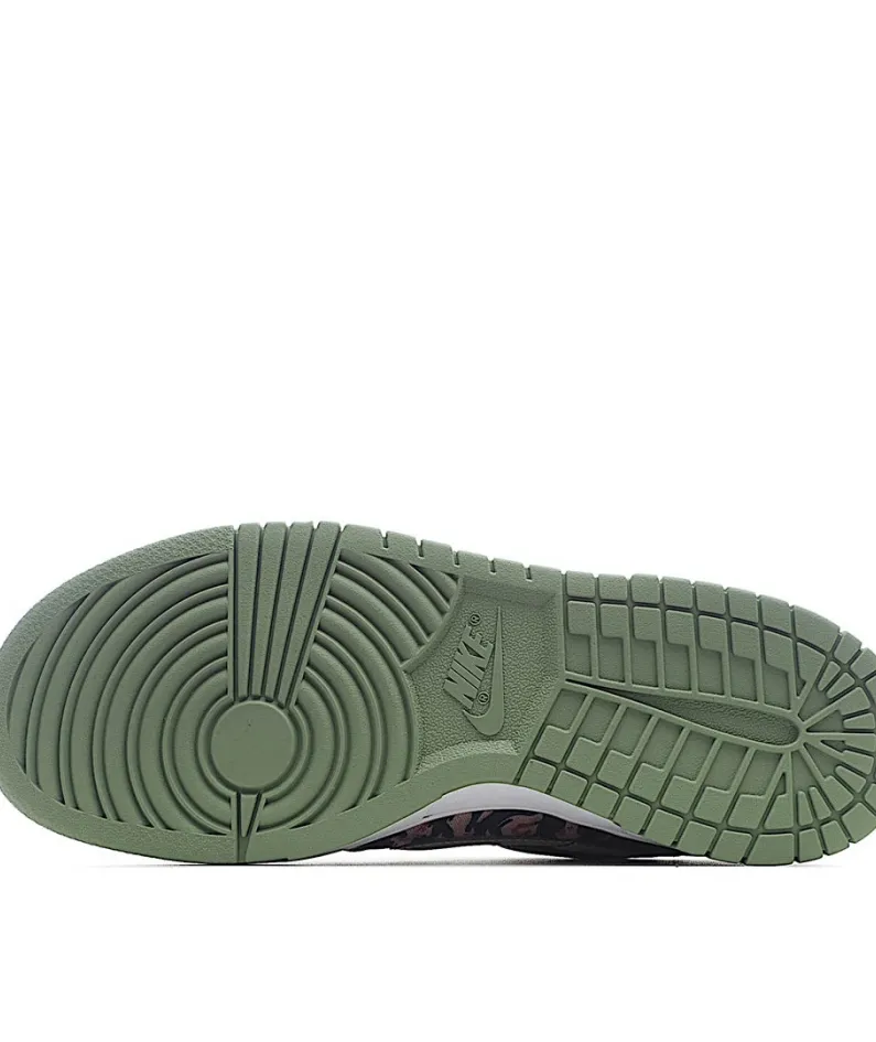 Nike SB Dunk Low “Sail Multi-Camo” 