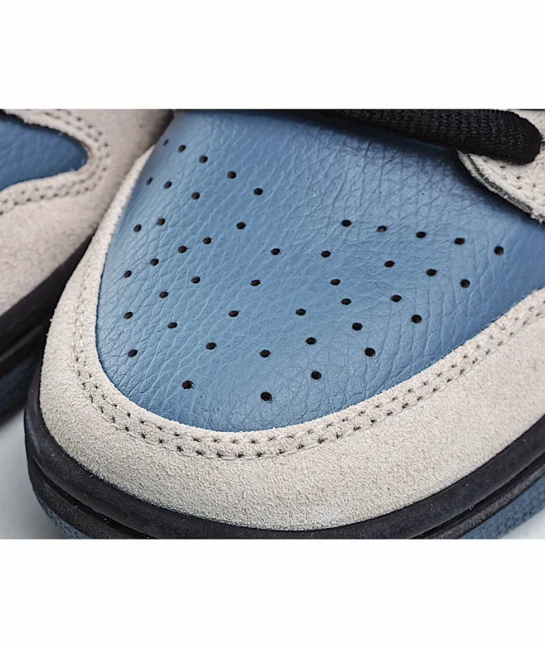 Nike SB Dunk Low Pro Sneakers