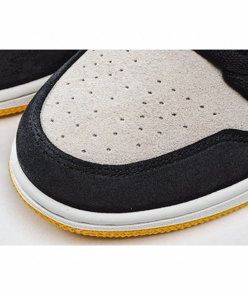Air Jordan 1 Low 'University Gold'
