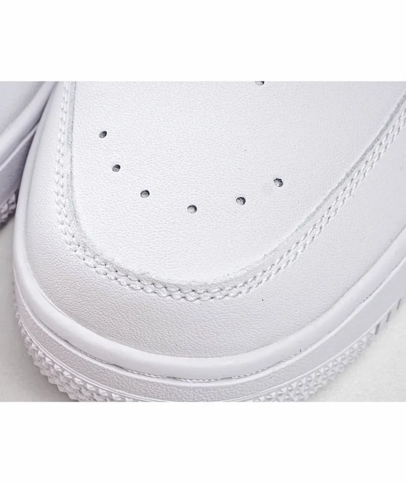 Nike Air Force 1 07 LV8 Sneakers