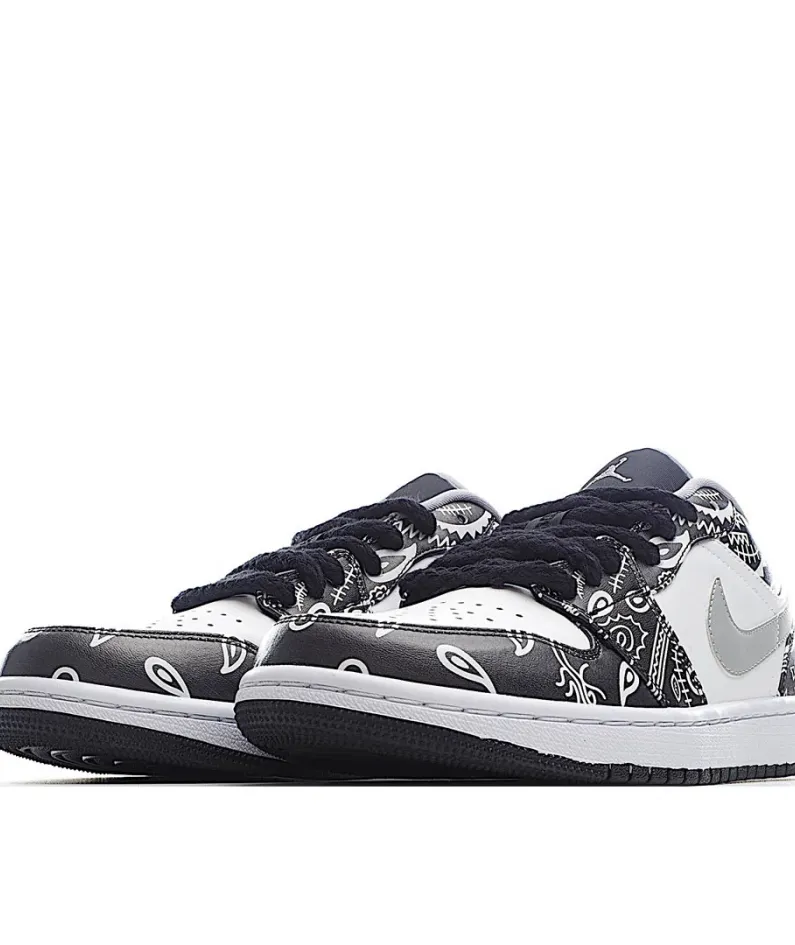Air Jordan 1 Low Low Basketball Shoes