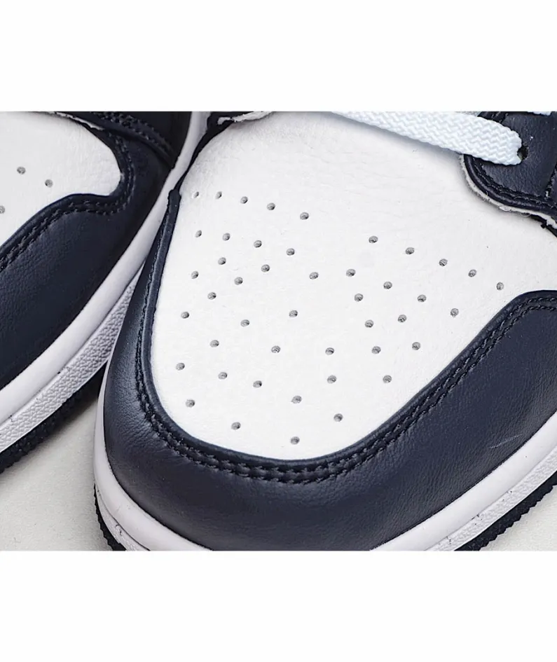 Air Jordan 1 Mid 'Obsidian'