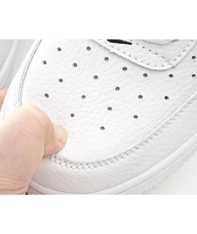 Nike Air Force 1 White and Black