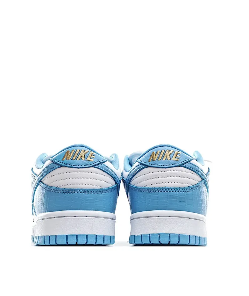 Nike SB Low Dunk Supreme x Nike North Carolina Blue