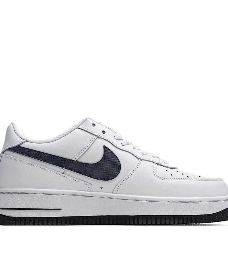 Nike Air Force 1 Low 07 Low Top Sneakers