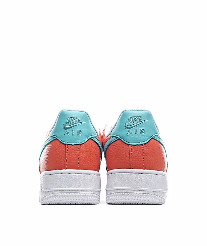 Nike Womens Air Force 1 07 SEWhite/Light Aqua Low Top Sneakers