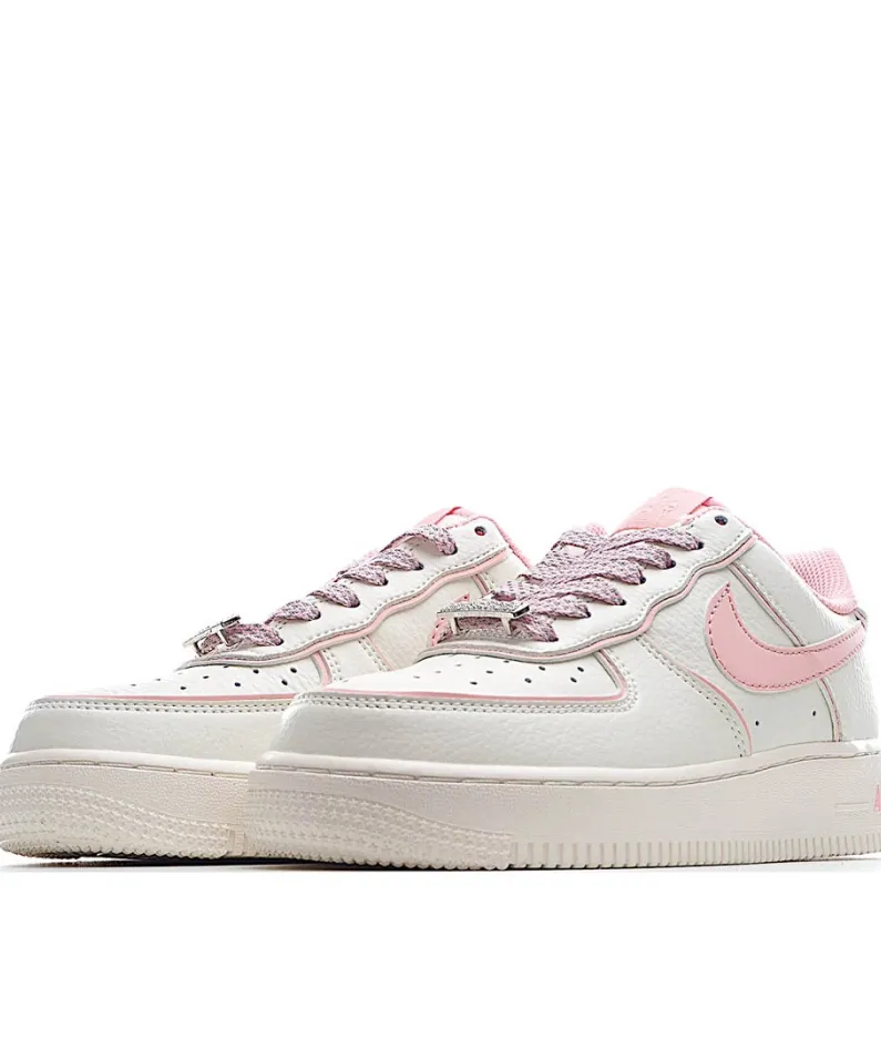 NikeAir Force 1 07 Low Beige Powder