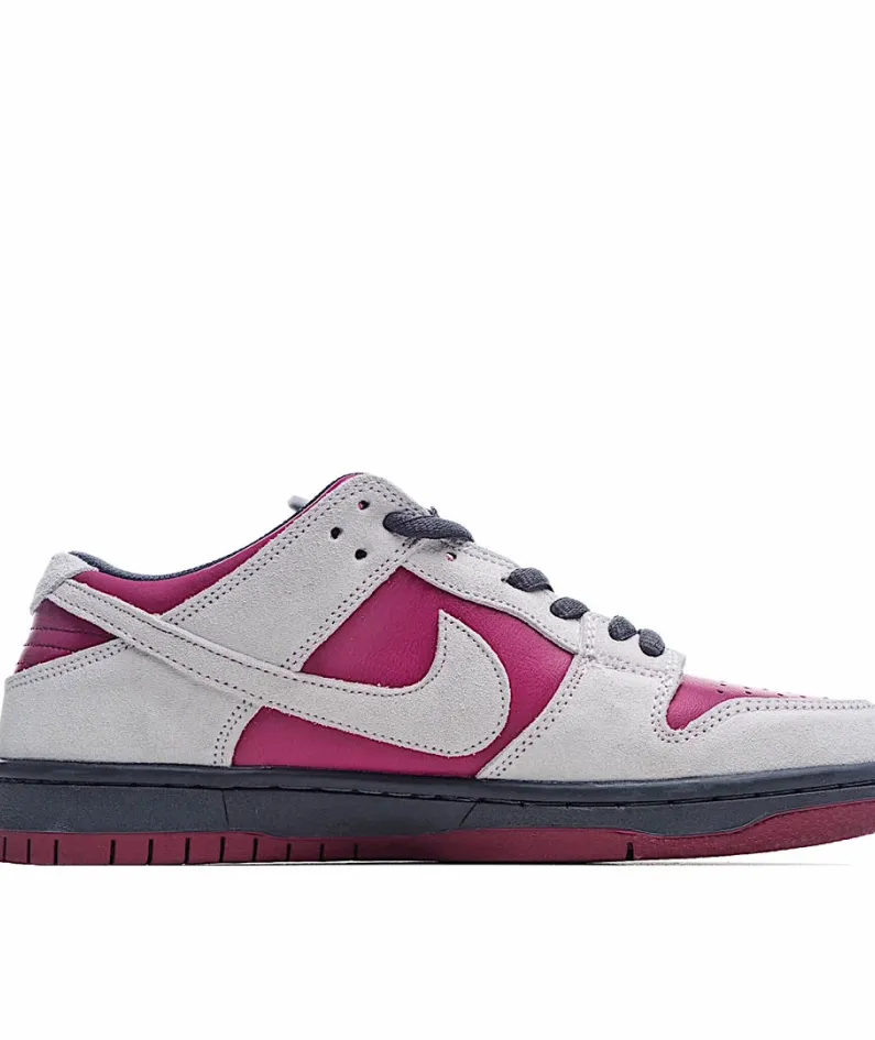 Nike SB Dunk Low