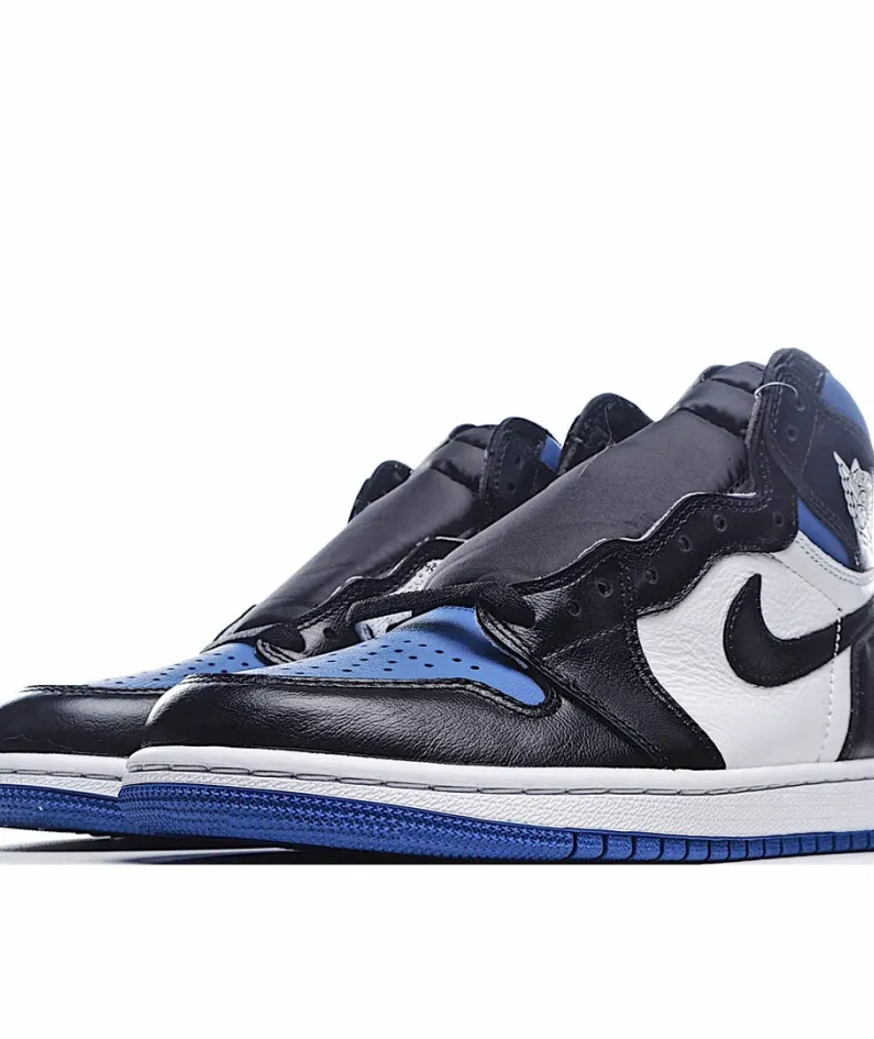 Air Jordan 1 Retro High OG 'Royal Toe'