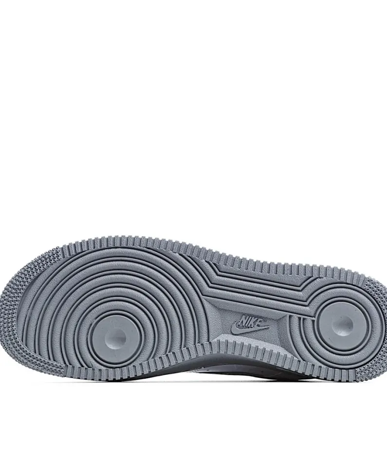NikeAir Force 1 Low Low Top Sneakers