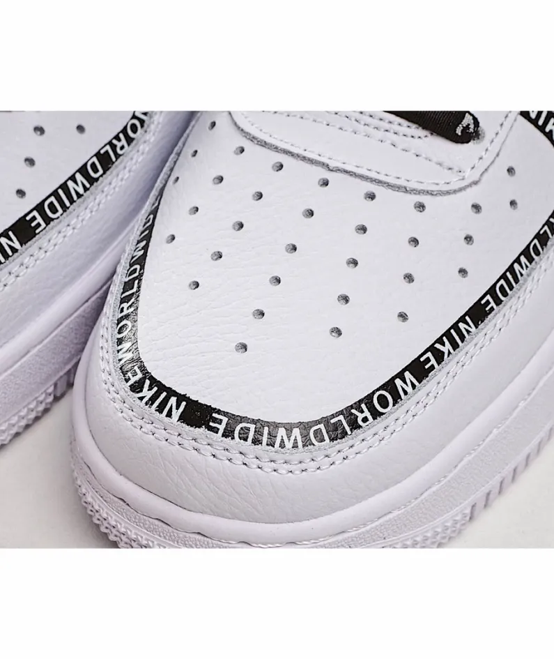 Nike Air Force 1 Low