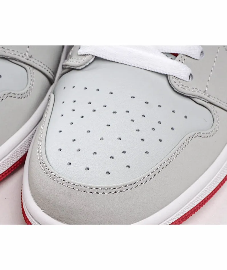 Air Jordan 1 Retro Low 'Hare'