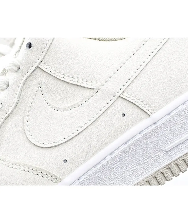 Nike Air Force 1 Low-Top Sneakers