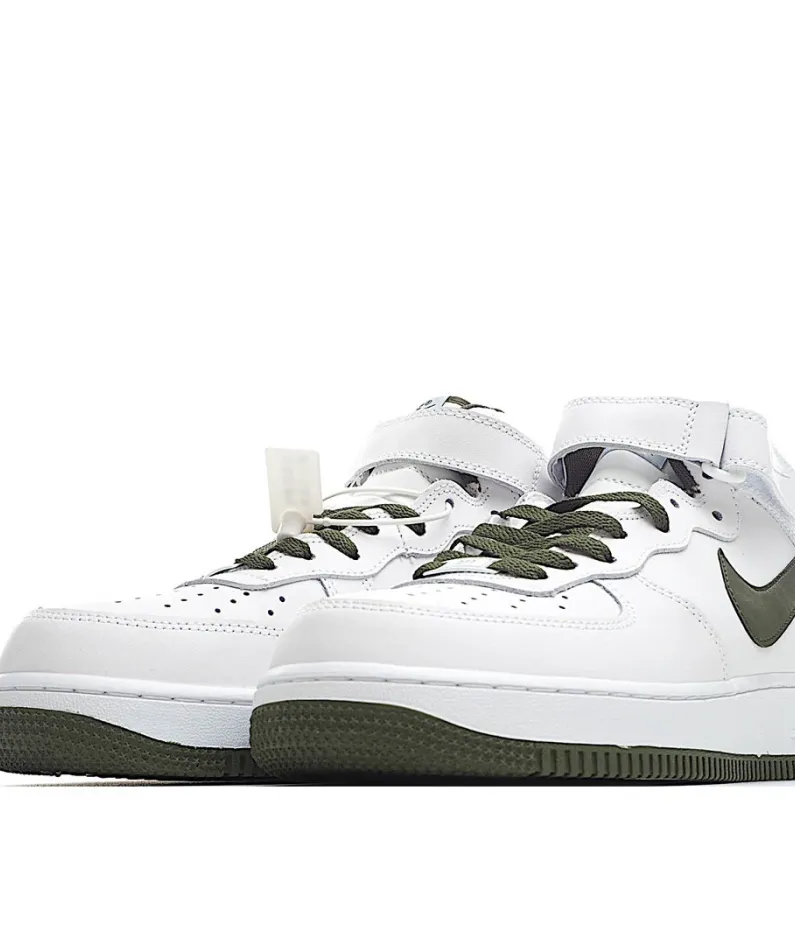Nike Air Force 1 Mid
