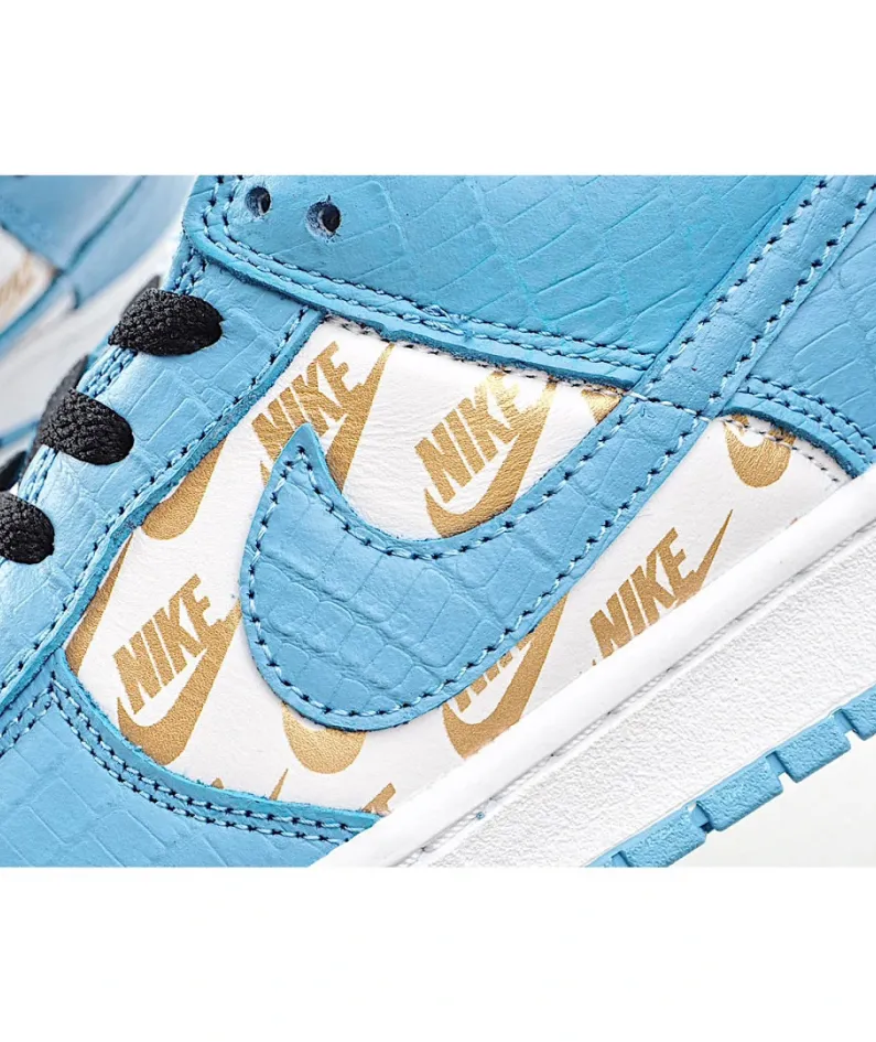 Nike SB Low Dunk Supreme x Nike North Carolina Blue