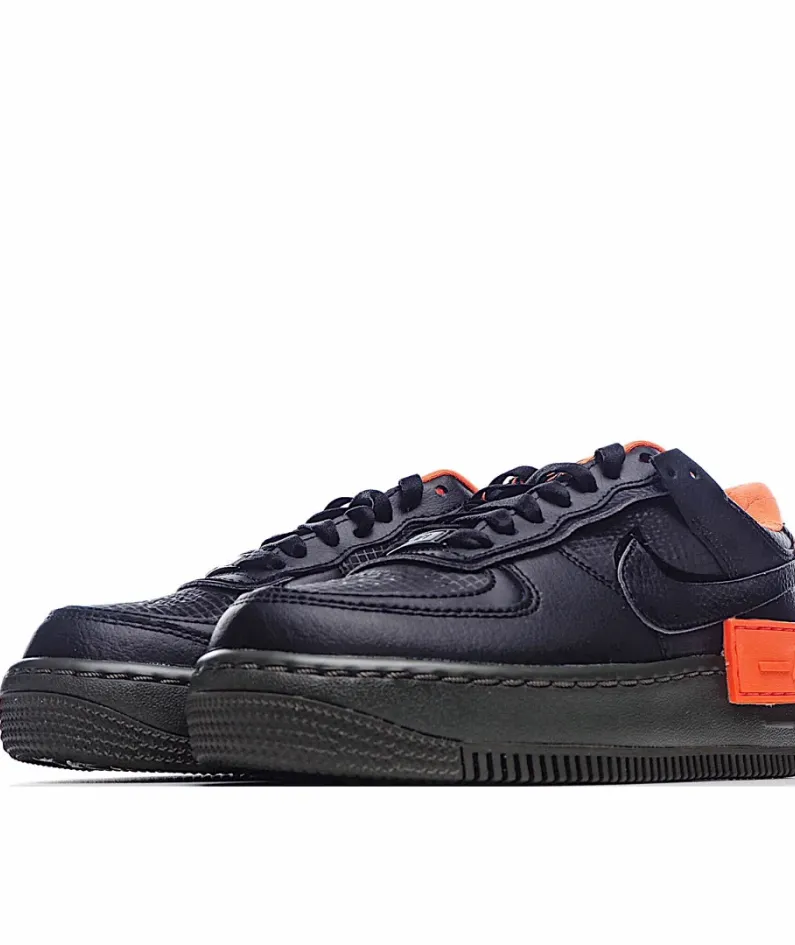 Nike WMNS Air Force 1 Shadow Sneakers