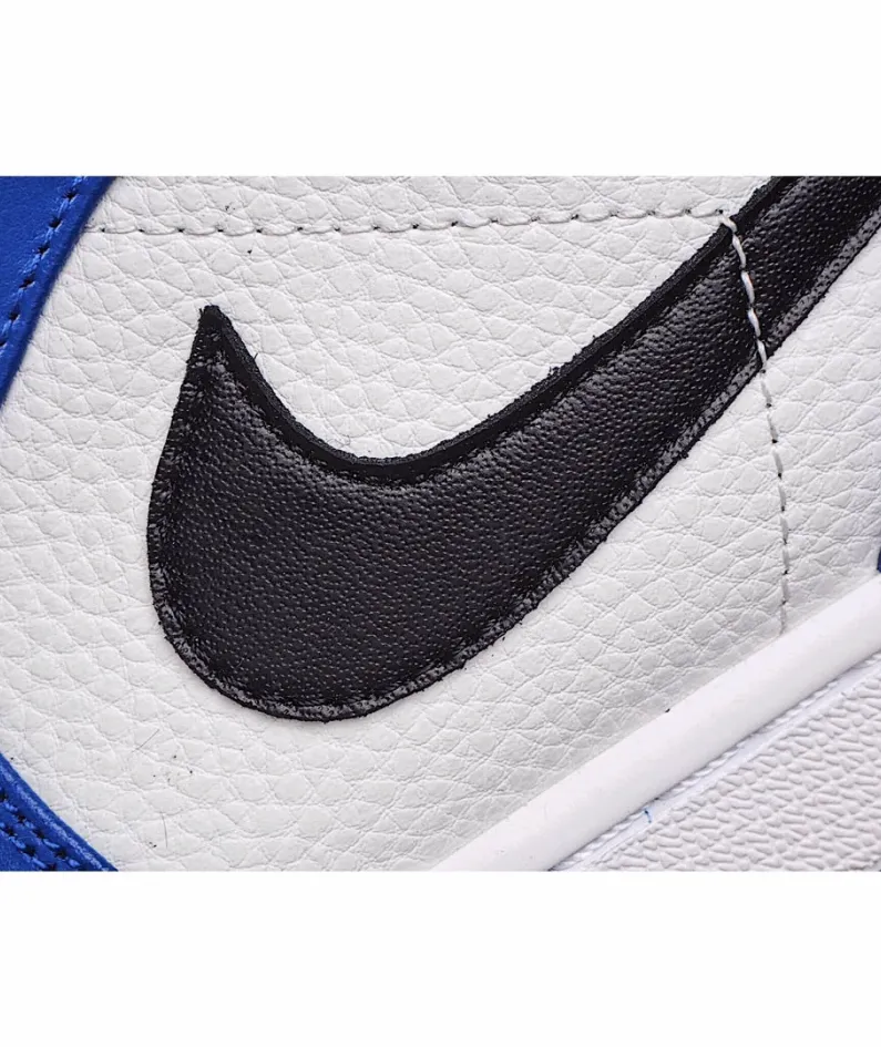 Air Jordan 1 Retro Low 'Hyper Royal'