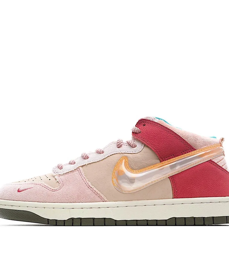 Social Status x Nike Dunk Low Hd  