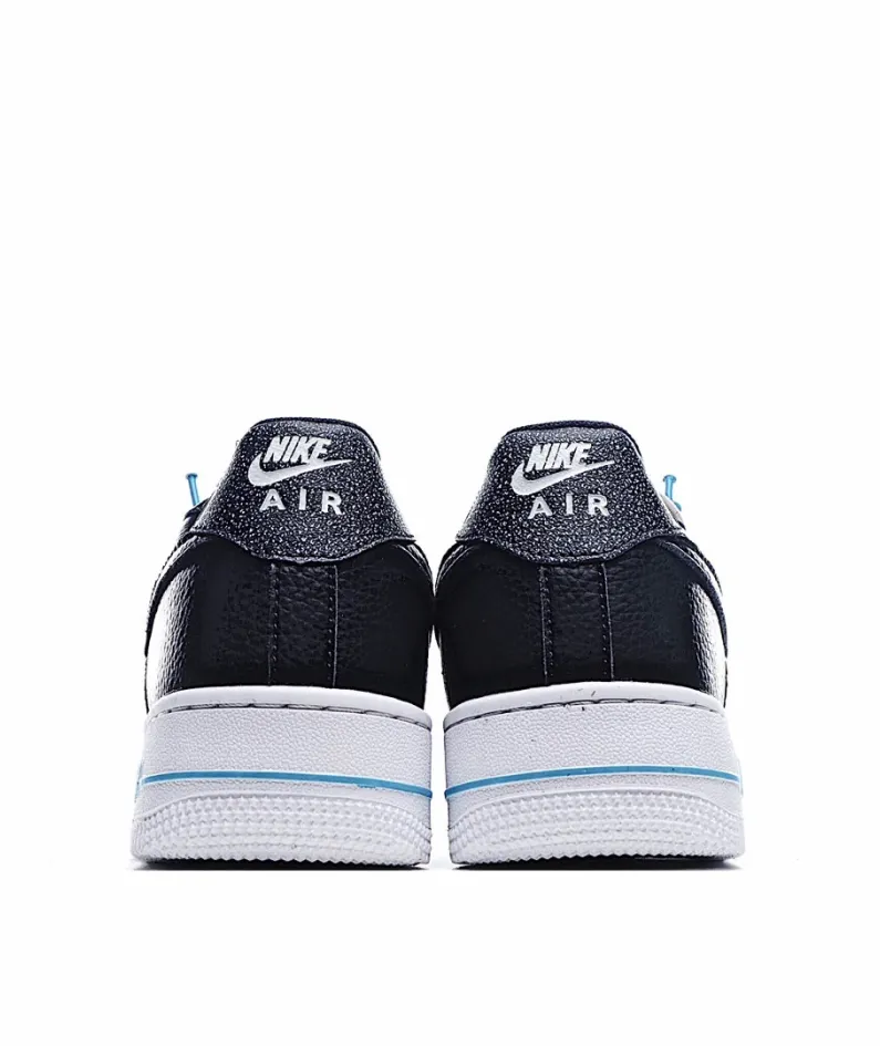 NIKE WMNS AIR FORCE 1 07 LX