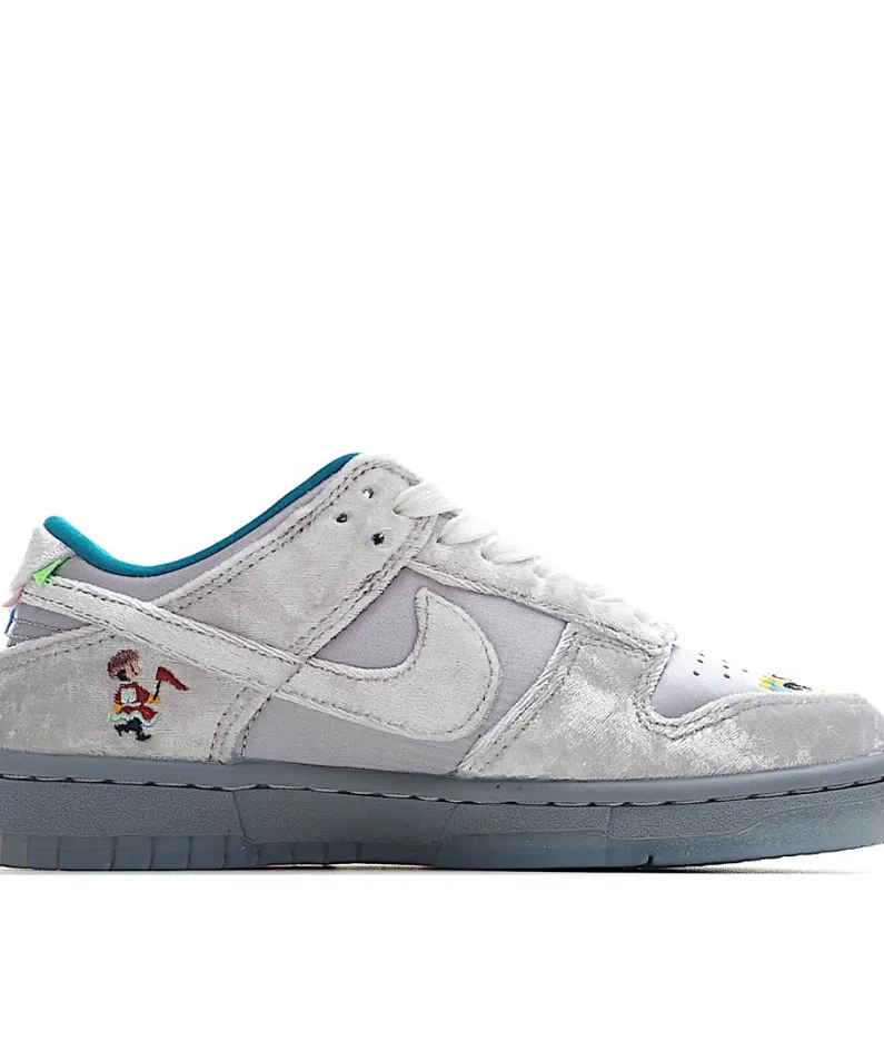 Nike Dunk Low ICE White and Grey Sneakers