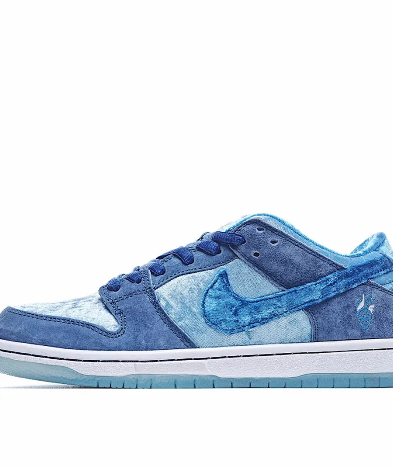 StrangeLove x Nike SB Dunk Low Plain Blue