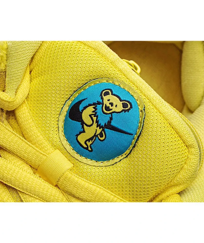 Nike SB Dunk Low Grateful Dead  