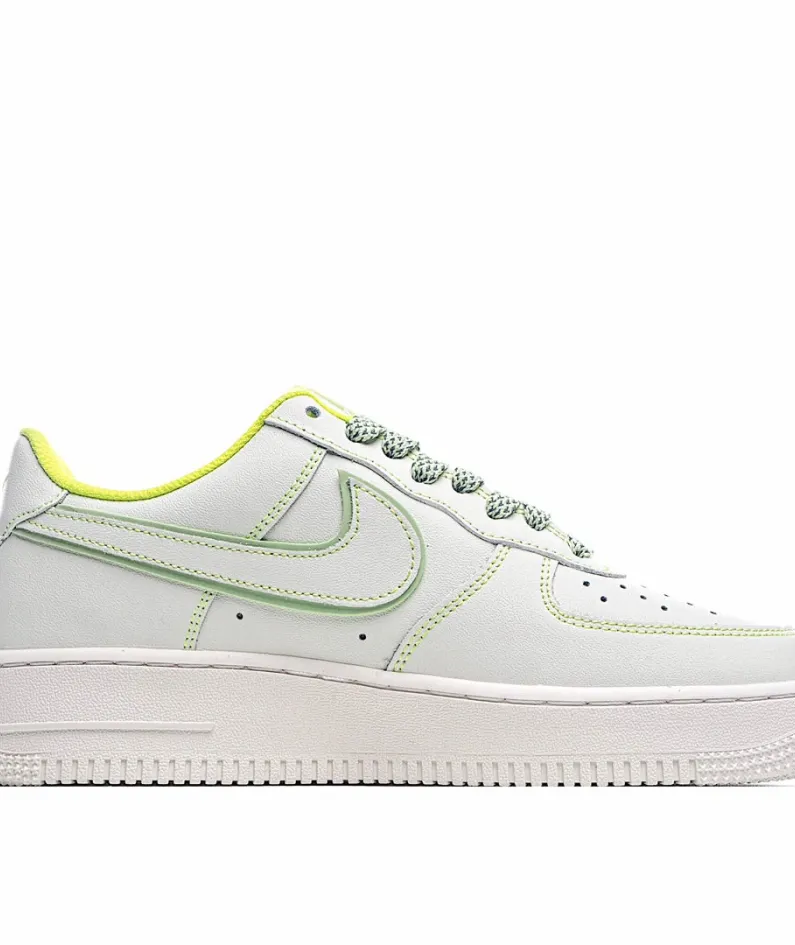 Nike Air Force 1 07 LowSail/Phantom Low Top Sneakers