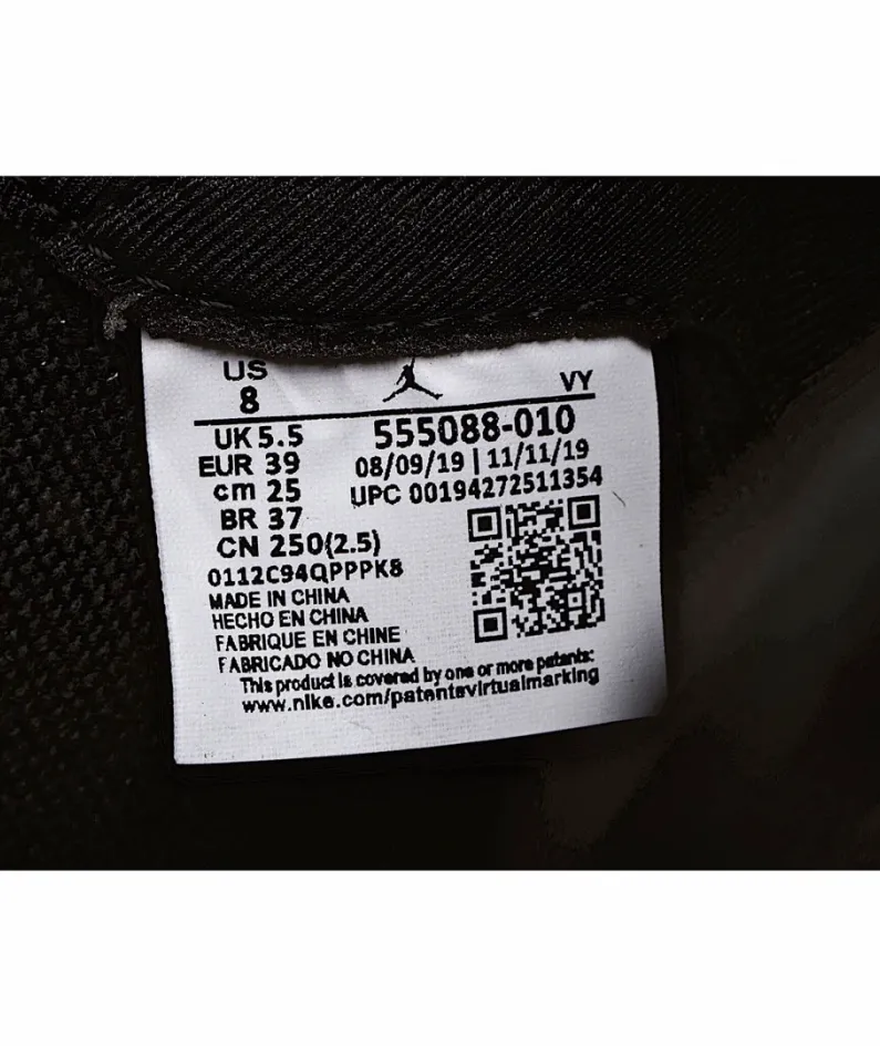 Air Jordan 1 Retro High OG 'Black/White'