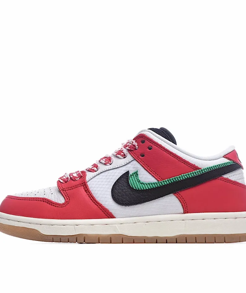 Nike Frame Skate x SB Dunk Low  “Habibi” 