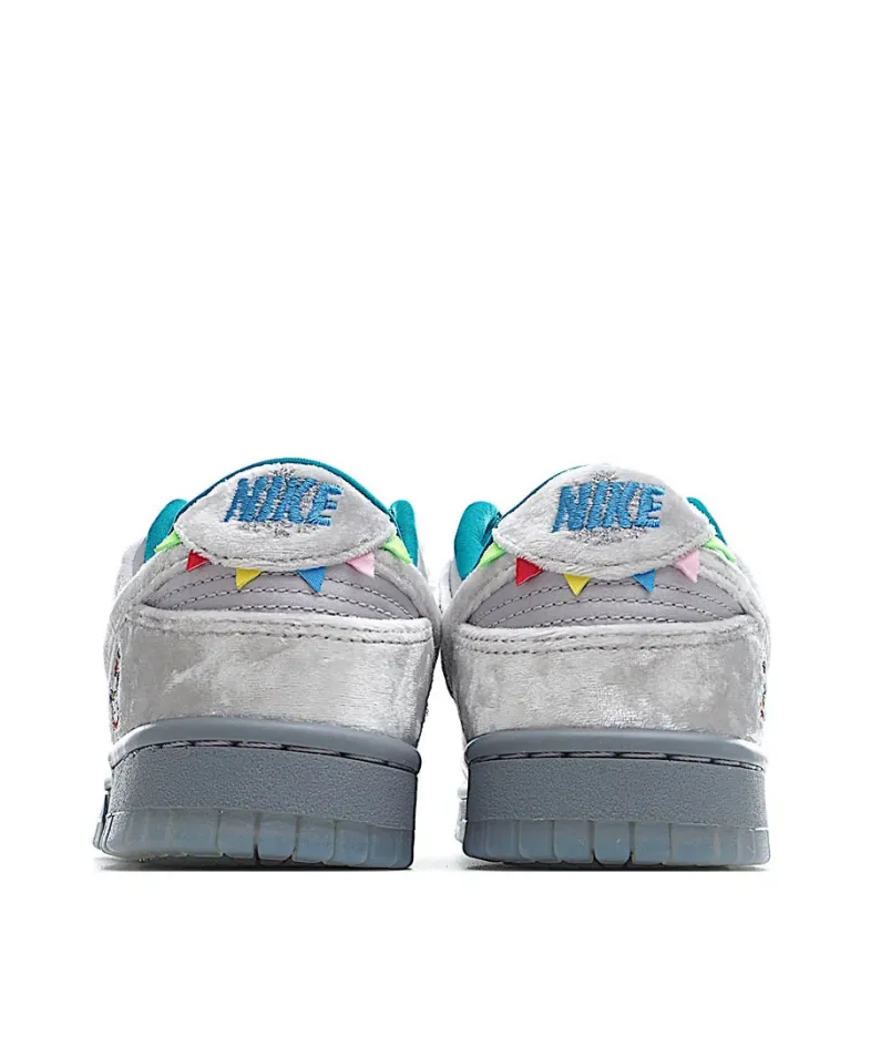 Nike Dunk Low ICE White and Grey Sneakers