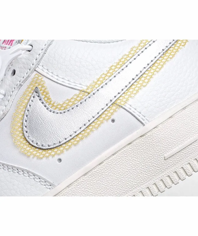 Nike Air Force 1 Low Low Top Yellow