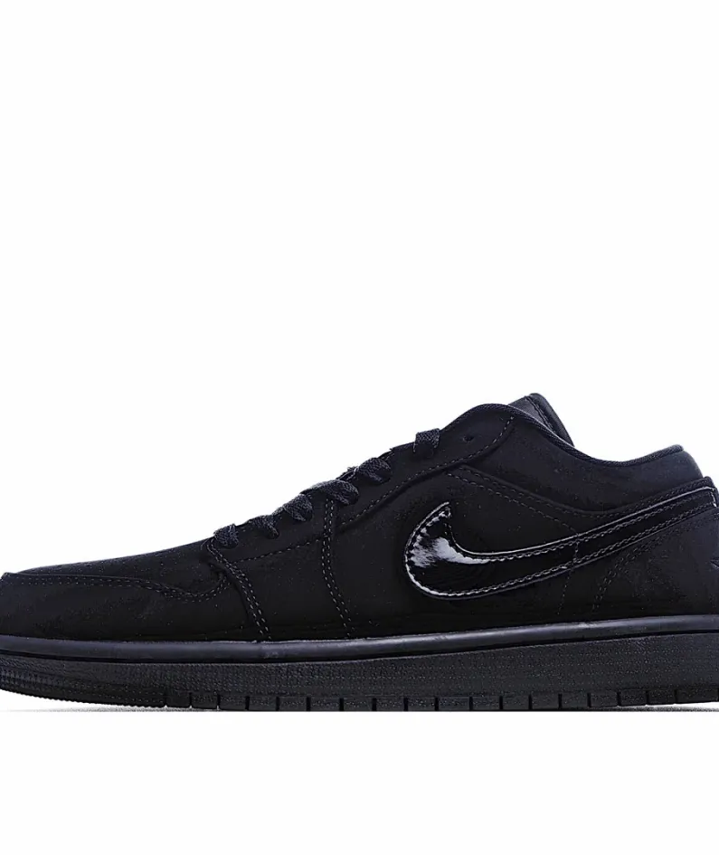 Air Jordan 1 Low 'Triple Black'