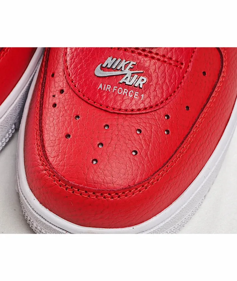 Nike Air Force 107 Low Top Sneakers