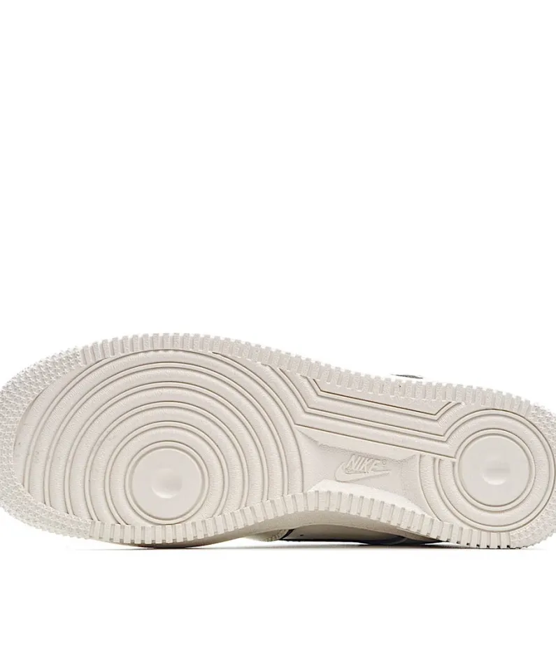 NIke Air Force 1 07 Low Beige Low Top
