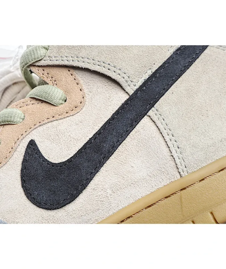 Nike Dunk SB High