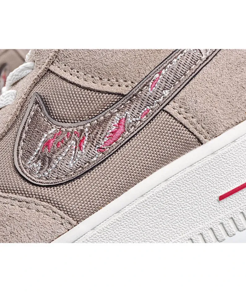 Nike Air Force 1 Low-Top Sneakers