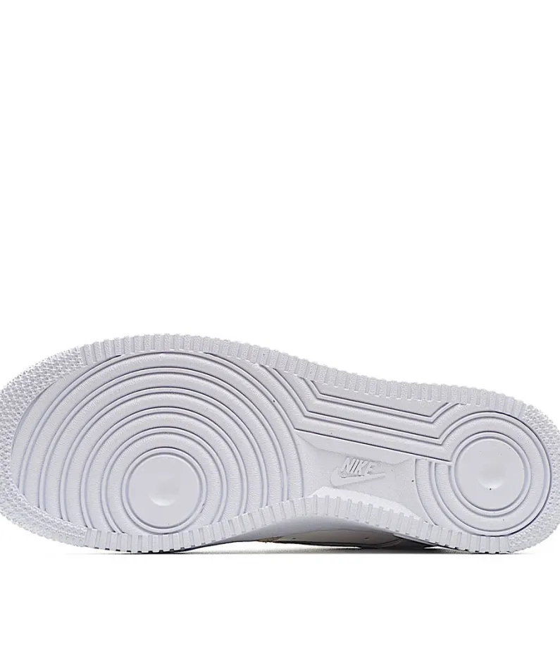Nike Air Force Low Low-Top Sneakers