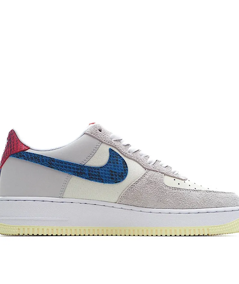 Undefeated x Nike Air Force 1 Low Sneakers