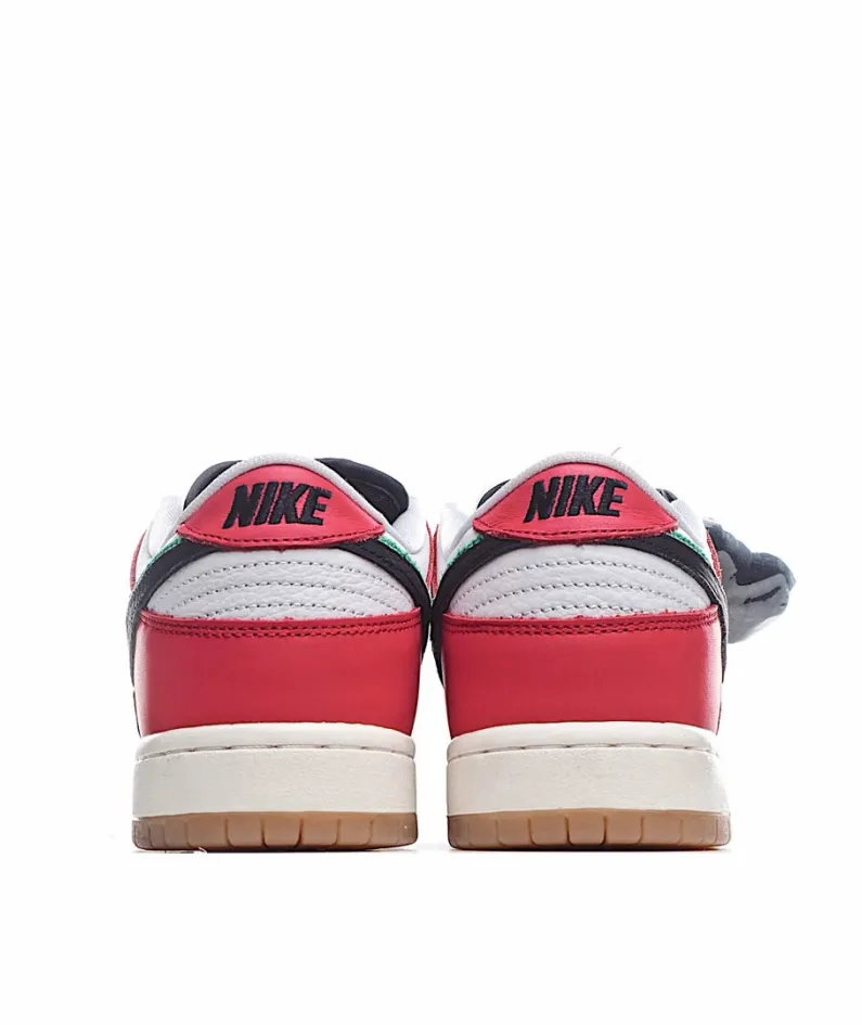 Nike Frame Skate x SB Dunk Low  “Habibi” 
