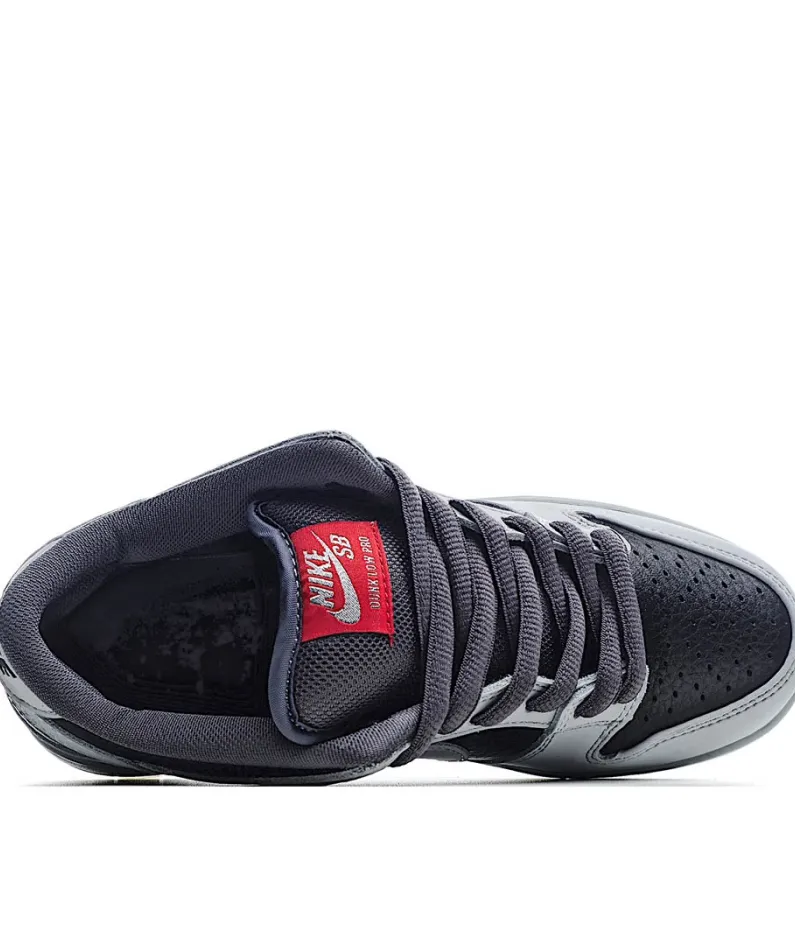 Atlas x Nike SB Dunk Low QS 35mm Low Top Sneakers