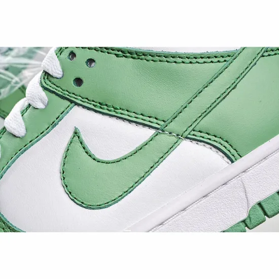 Nike SB Dunk Low Turquoise Sneakers