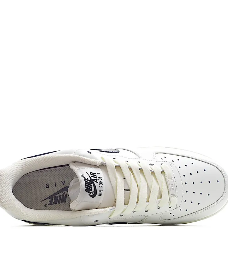Nike Air Force 107 Low   灰