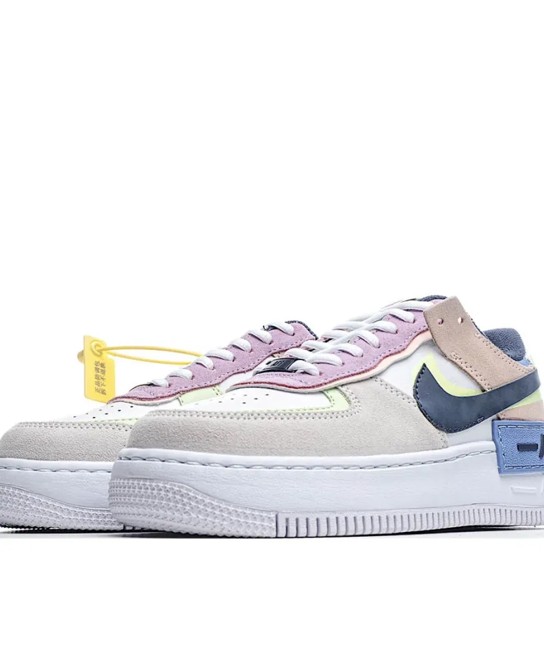 Nike WMNS Air Force 1 Shadow Low-Top Sneakers