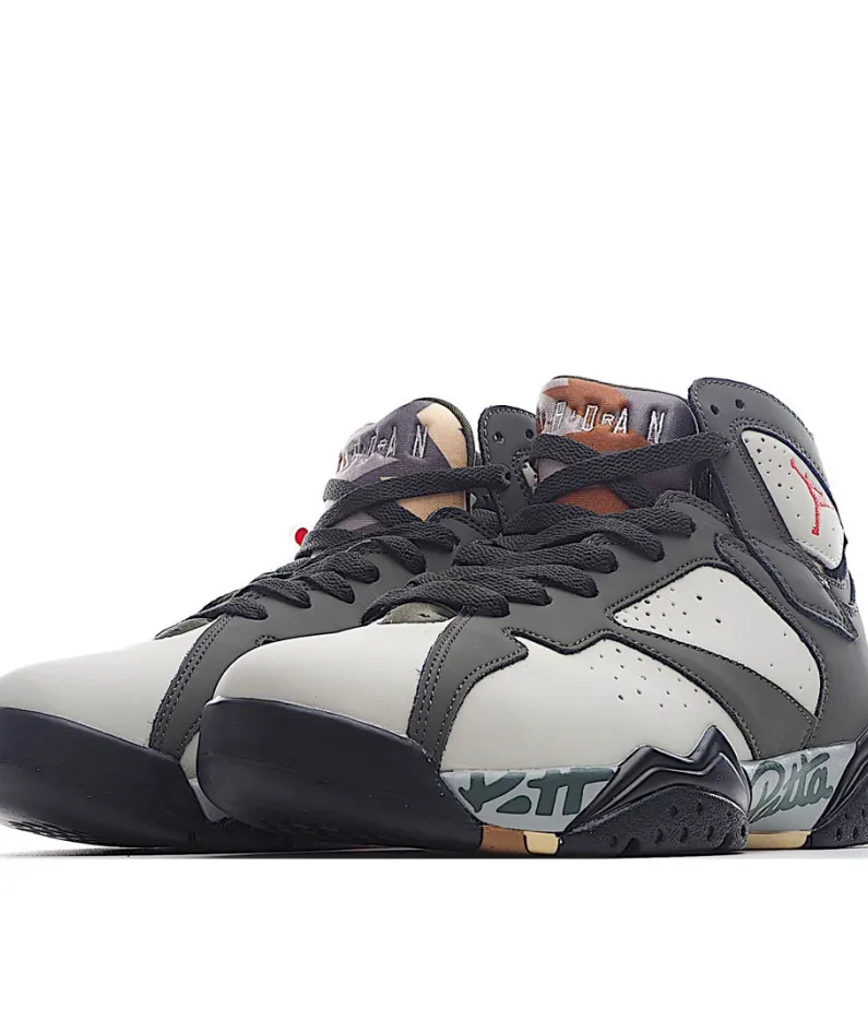 Patta x Air Jordan 7 Retro SP 'Icicle'
